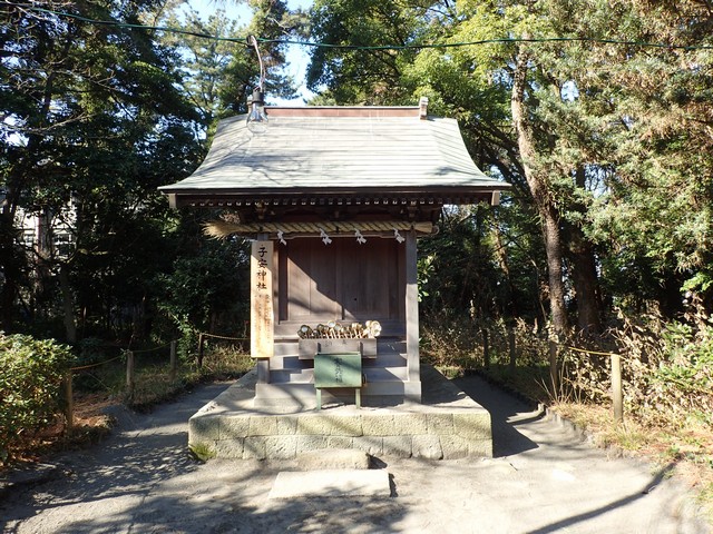 子安神社