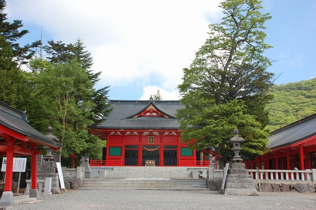 赤城神社拝殿